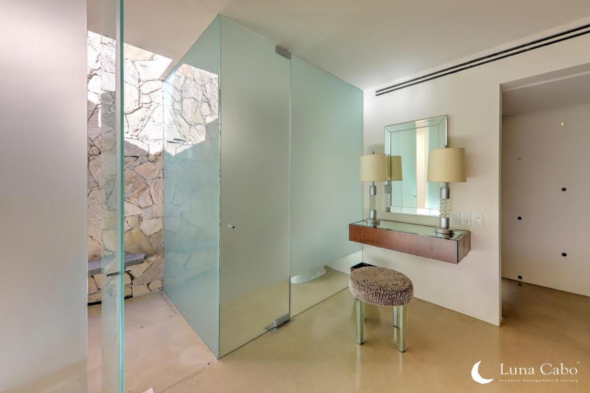 Stunning Private Oasis With Panoramic Views